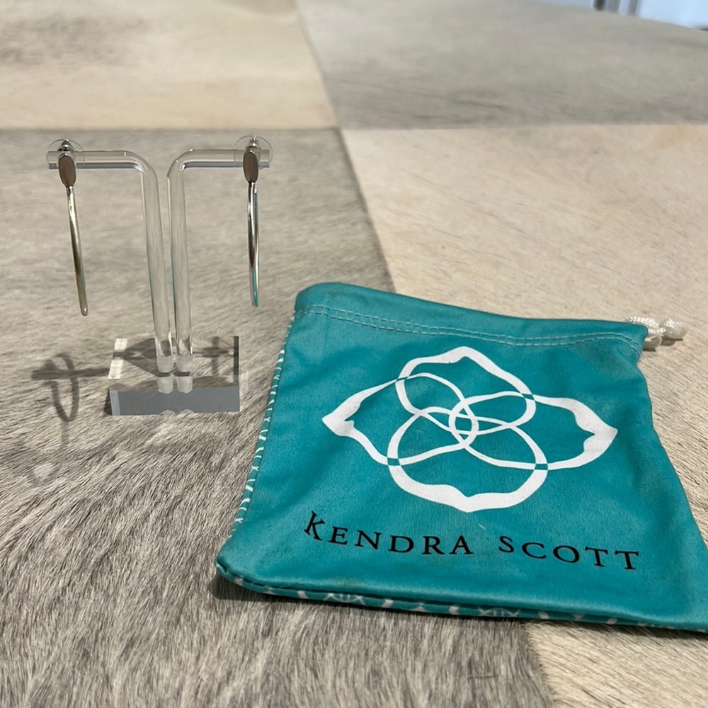 Kendra Scott Small Pepper Hoop